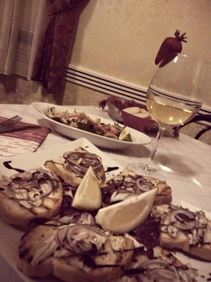 Hotel Ristorante Da Marco San Mauro Mare Buitenkant foto